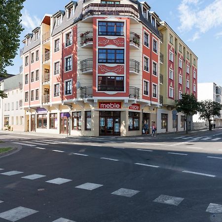 Apartamenty Pod Orlami By Noclegi Renters Swinoujscie Ngoại thất bức ảnh