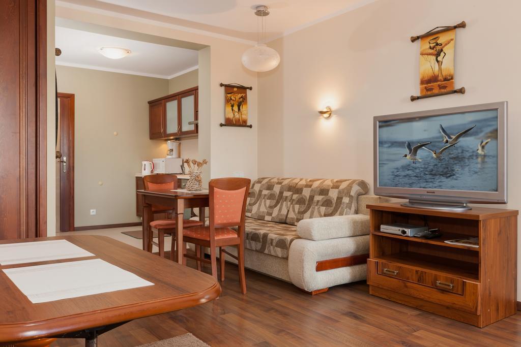 Apartamenty Pod Orlami By Noclegi Renters Swinoujscie Ngoại thất bức ảnh